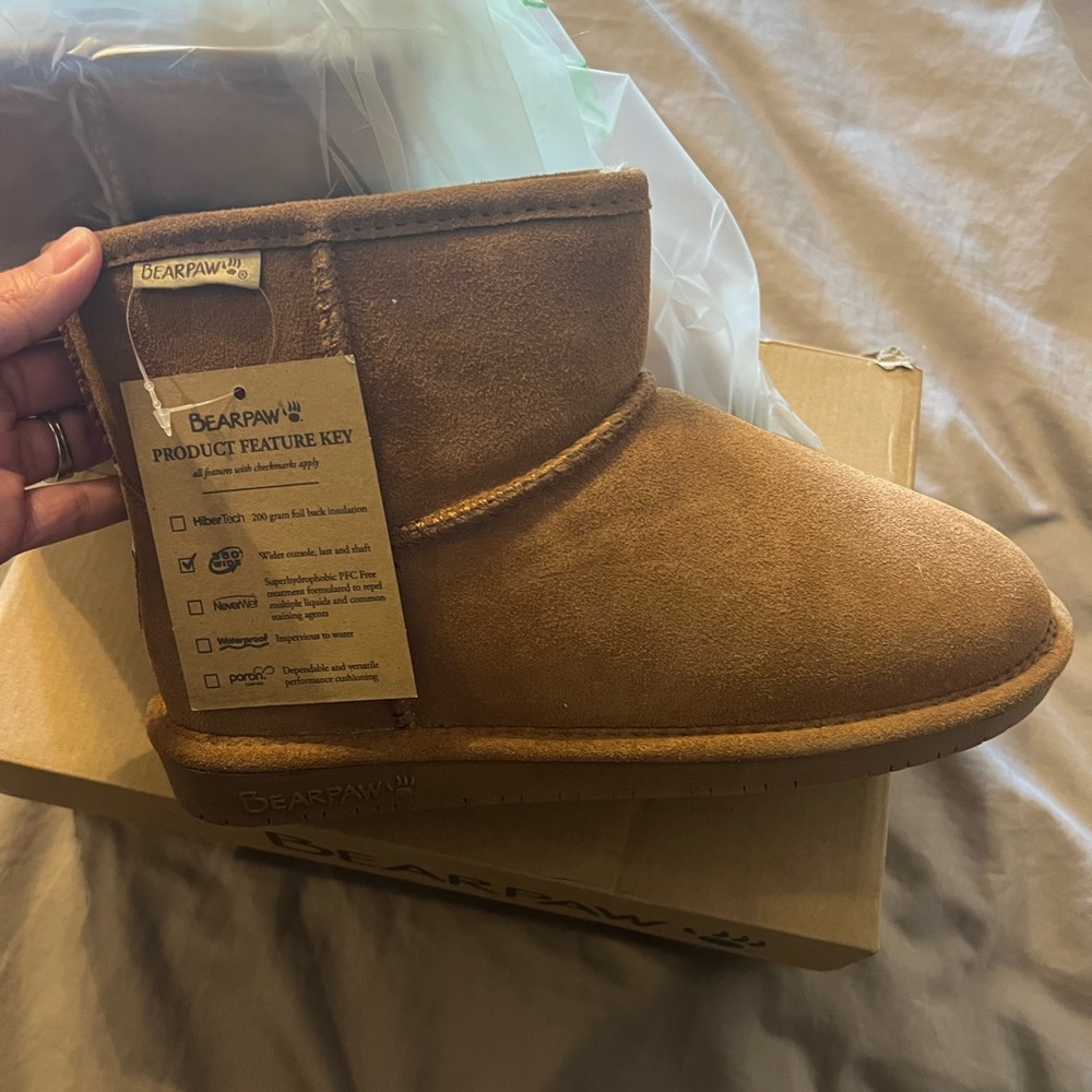 BearPaw Women’s Boots - Brown